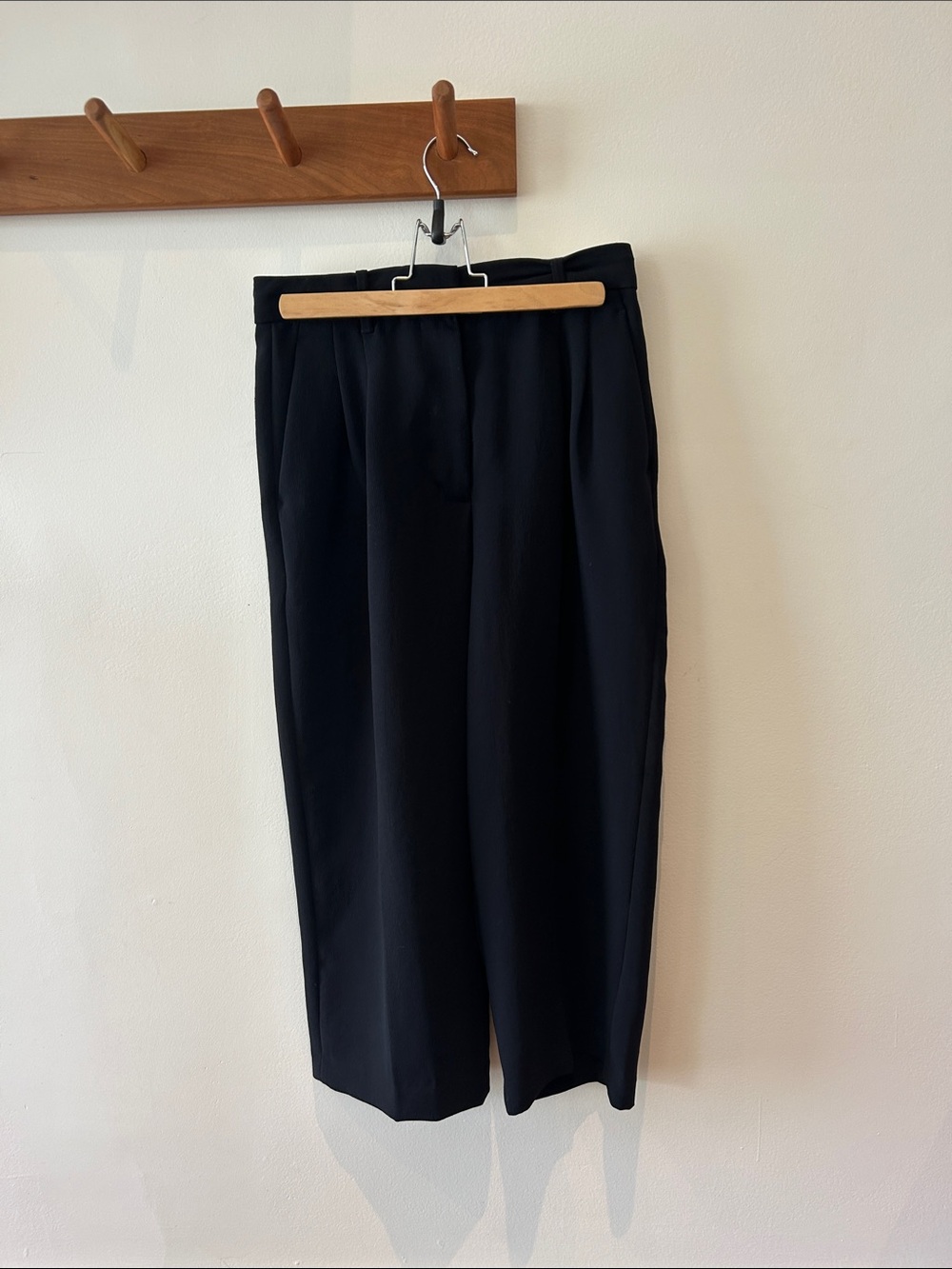 Wilfred Effortless Pant/ Navy Wide-Leg Tailored Trousers